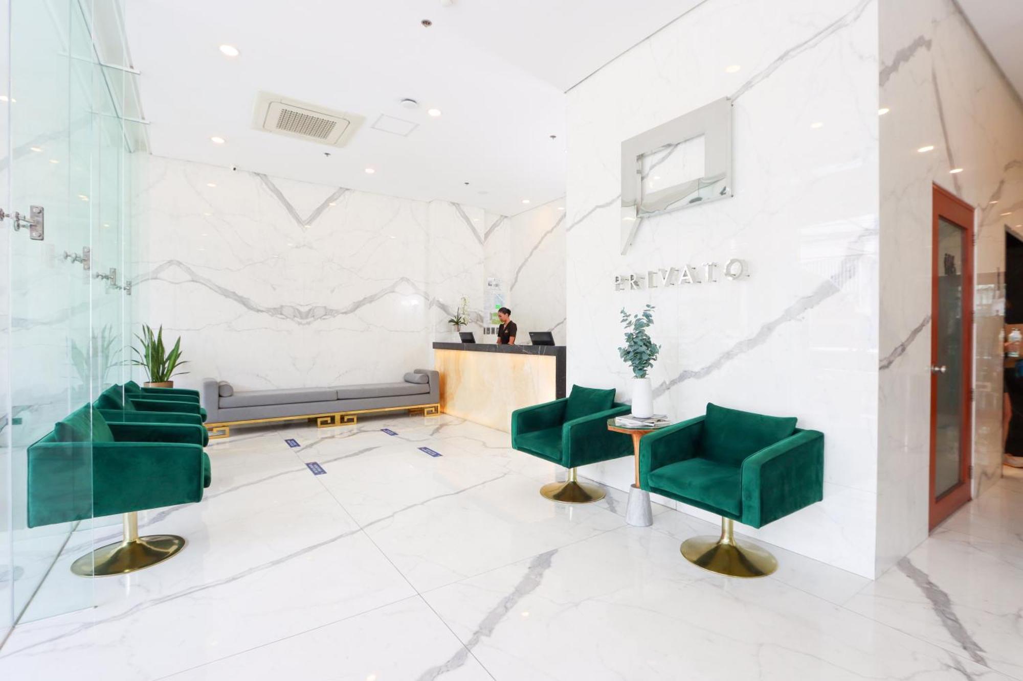 Privato Makati Hotel Makati City Exterior photo
