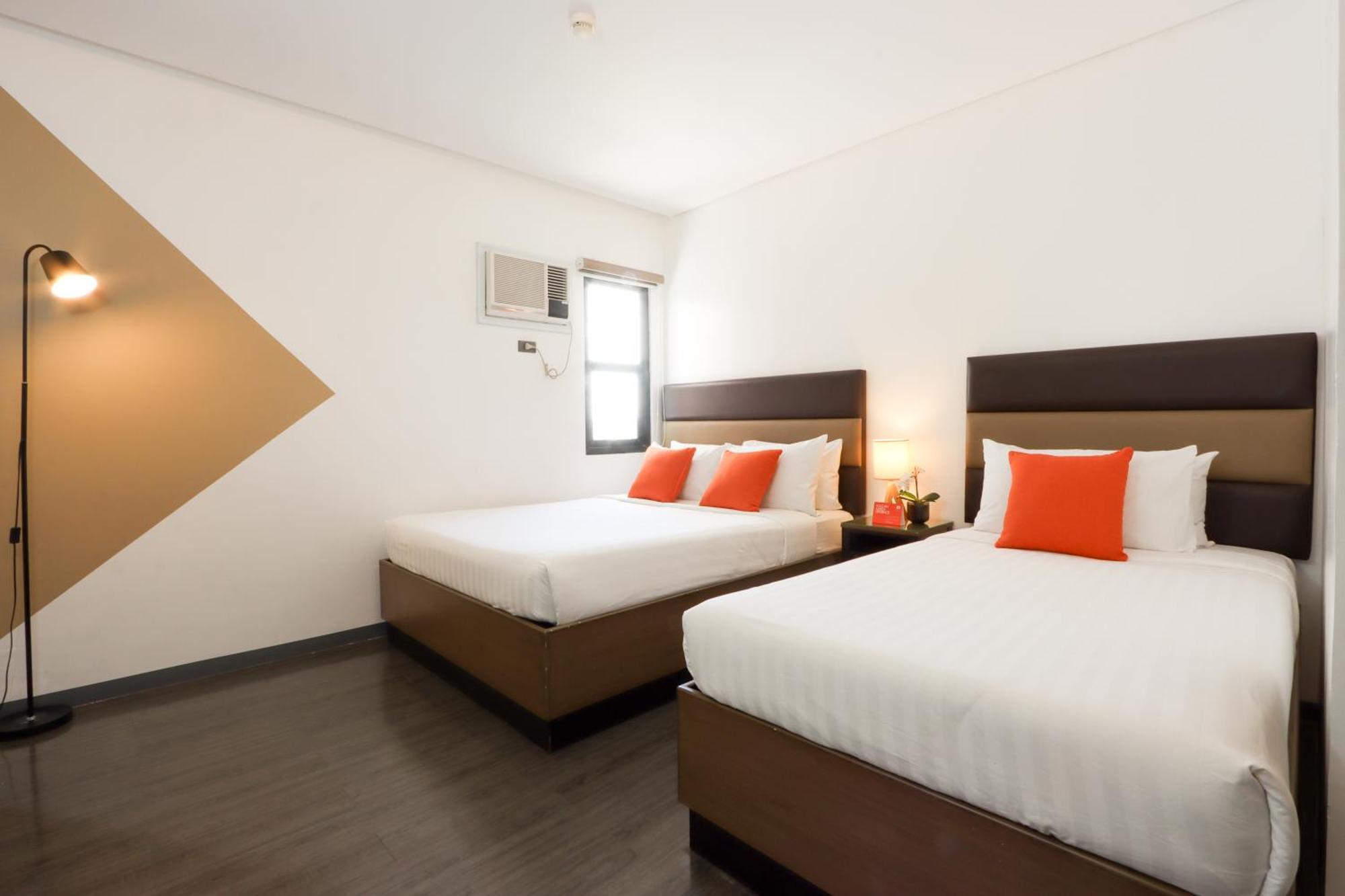 Privato Makati Hotel Makati City Exterior photo