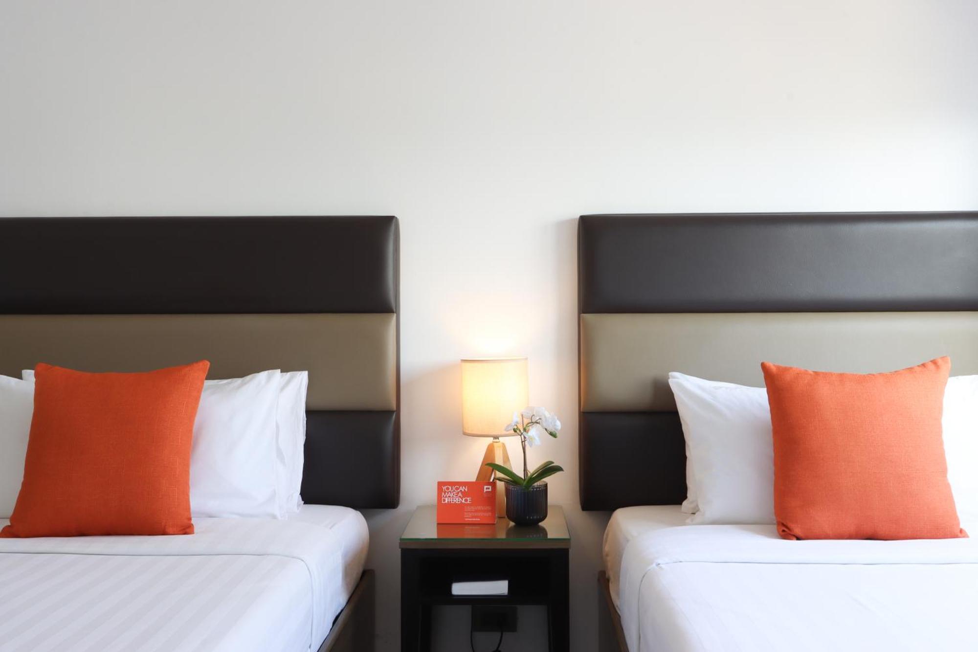 Privato Makati Hotel Makati City Exterior photo