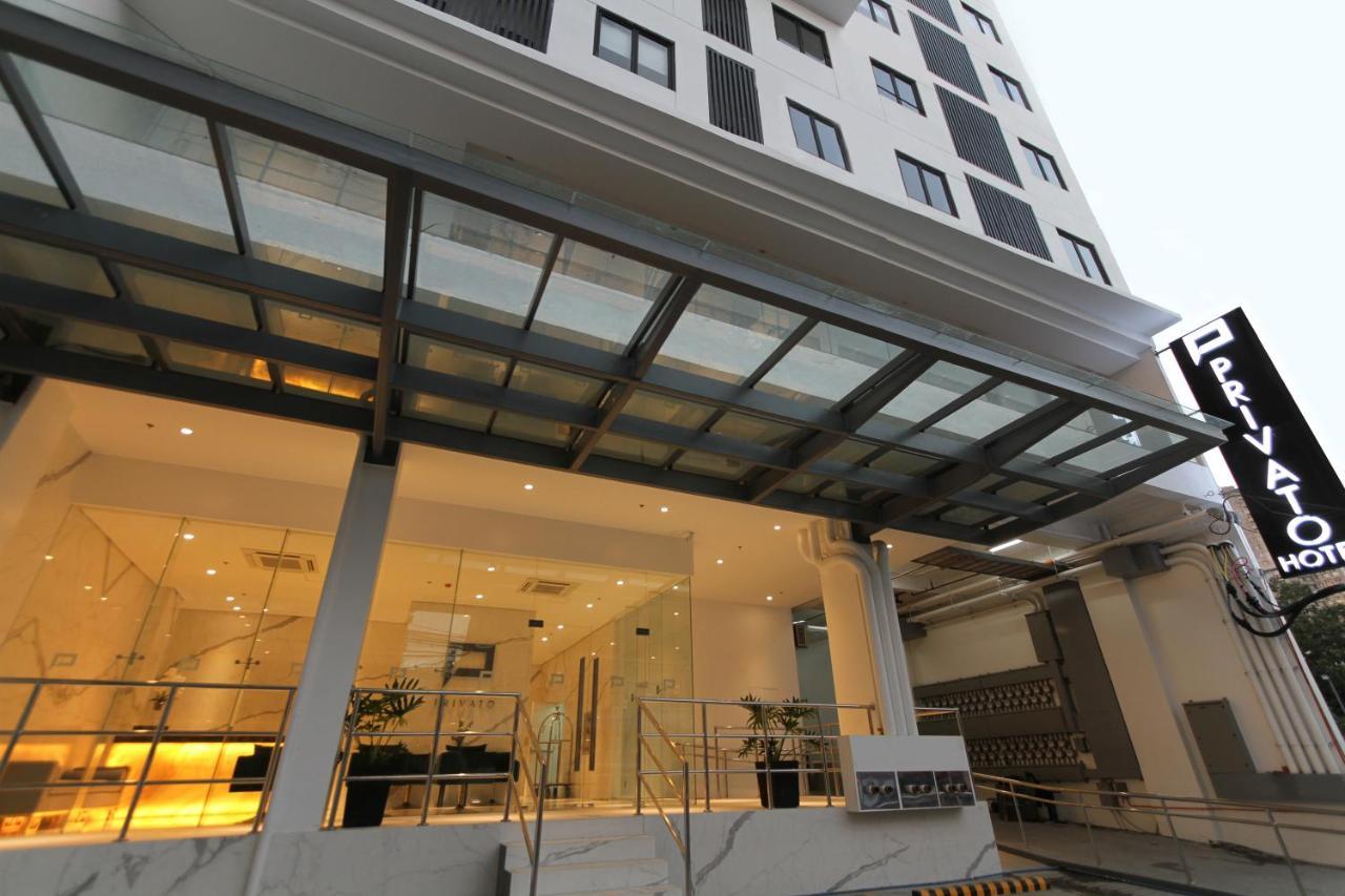 Privato Makati Hotel Makati City Exterior photo